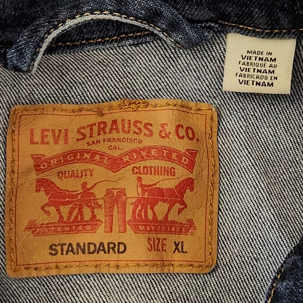 Levis Trucker Jacket Mens XL Dark Wash Blue Standard Fit Stretch Denim - Picture 3 of 10